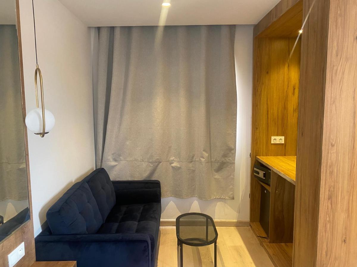 Fajr Hotel Udžda Exteriér fotografie