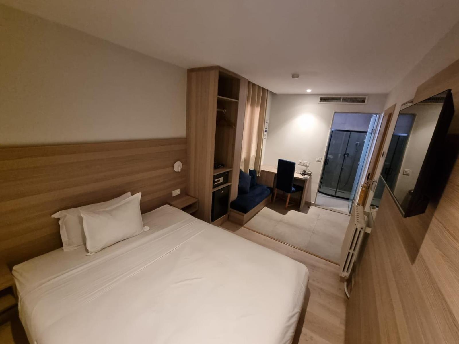 Fajr Hotel Udžda Exteriér fotografie